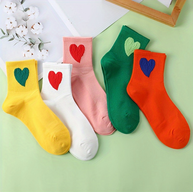 귀여운 하트 포인트 양말 여성용 도파민 컬러 러블리 감성 데일리 물결 밴딩 중목 양말 5P 세트