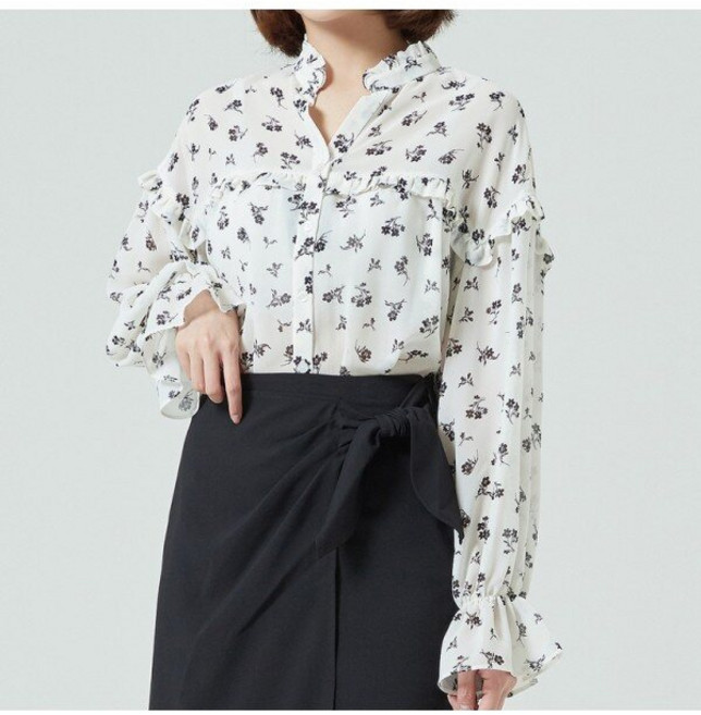 미쏘 미쏘 플로럴 러플 블라우스