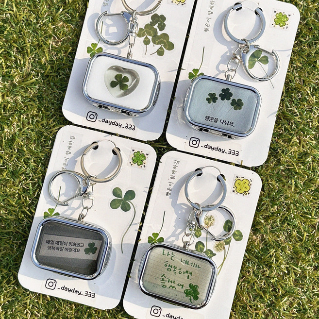 행운의 네잎클로버 미니 틴케이스 거울 쥬얼리 케이스 악세사리 보관함 키링 열쇠고리 (데이데이)
