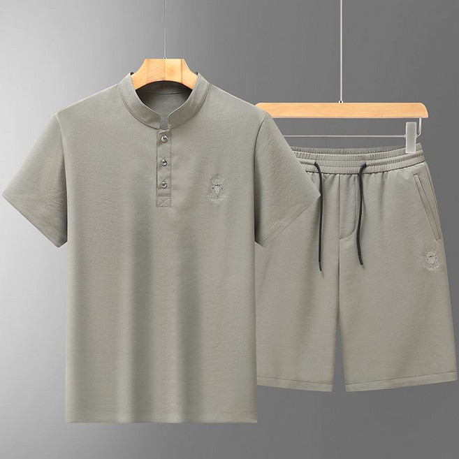 Ashysnow 아빠룩 냉장고 세트 중장년 남성 여름 얇은 쿨링 반팔 티셔츠 상의 편안한 5부 바지 투피스