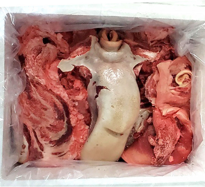 (머리뼈포함) 한우 거세 소머리정육 발골 한마리 곰탕, 1개