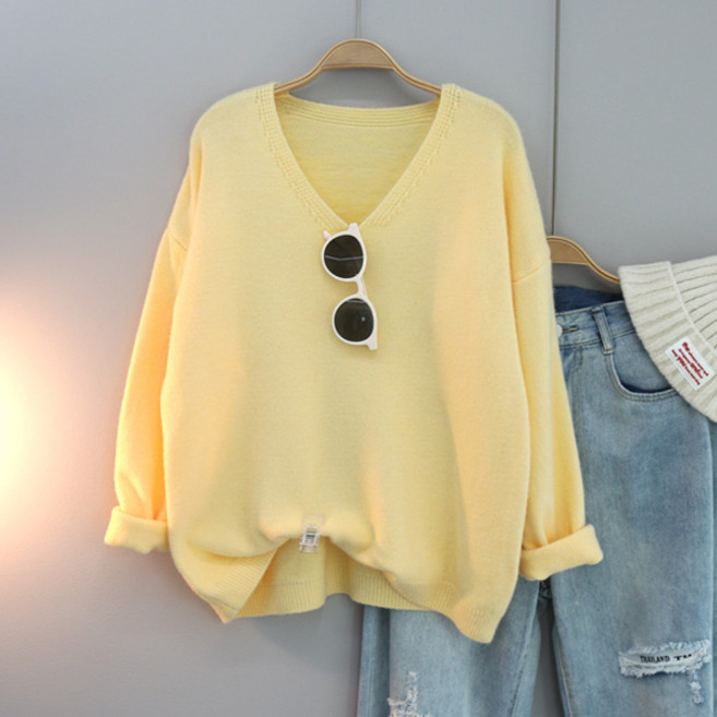 달콩 퍼스트브이넥니트 부드러운 데일리룩