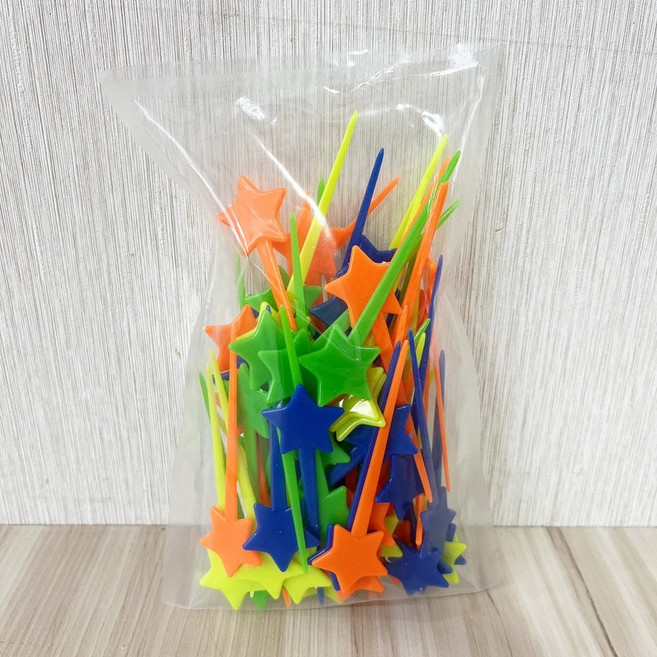 (柚子烘焙食品)彩色水果針(約50支)水果叉 水果針 叉子 點心叉 塑膠水果叉 蛋糕叉免洗 水果叉 免洗叉子 塑膠餐具, 1個, 4色果針(星形)約50支