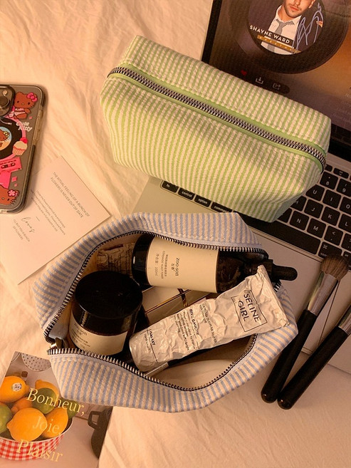 폭군의셰프 1회 임윤아 연지영 파우치 여행용 수납 화장품