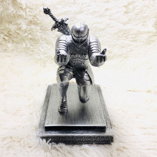 거치대 중세기사 만년필 18 5x16x9CM 다공형 보관 수납장 잉크 볼펜 중세 장식소품, 2대 자력펜꽂이 펜 없이 검을 보내다, 1개