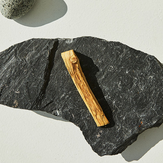 팔로산토 스머지스틱 (Palo Santo Wood) 천연인센스 1pcs & 캠핑용 틴케이스 비아퍼퓸, 1개 (당일발송)