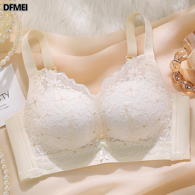DFMEI 內衣女小胸聚攏顯大胸調整型上託防下垂厚款薄款無鋼圈蕾絲文胸罩