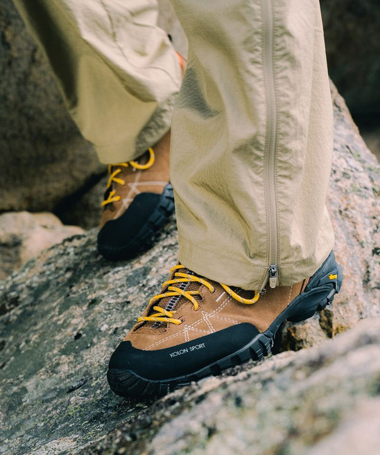 (국내매장정품) 코오롱스포츠 KOLON SPORT 남녀공용 어프로치 슈즈 #락쿤 FE4XX25530BRW 127071