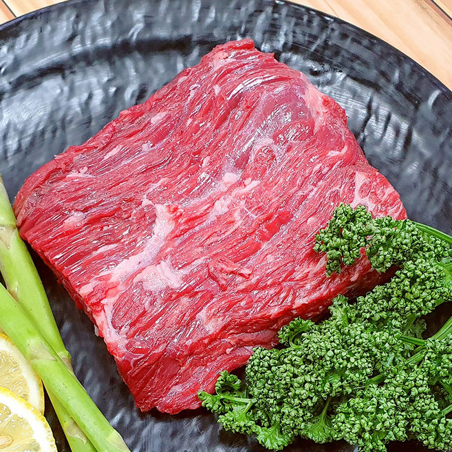 농협안심한우 1등급이상 300g 양지 덩어리(국거리용 장조림용) 냉장, 1개