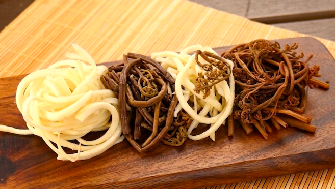 [간편 나물 2종] 데친 고사리 손질 도라지채 각 200g 각 400g 비빔밥나물 제사나물, 1개, 각 400g(총 800g)