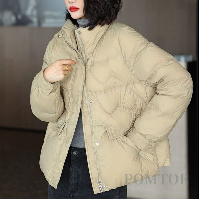 POMTOR 여성 패션 겨울 반하이넥 포근한 오리털 숏 패딩 자켓