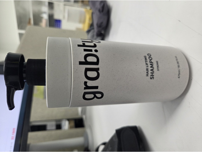 그래비티 헤어리프팅샴푸 스트롱 탈모증상완화 극강볼륨 모발강화, 1개, 474ml