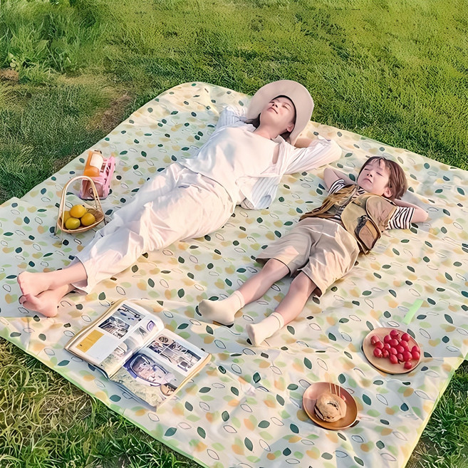 여행세계 4~6인용 대형 피크닉 캠핑 방수 매트 돗자리, 푸른 나뭇잎 돗자리