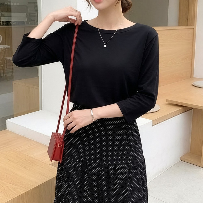 데일리앤 나디아 국내생산 부드러운 면 모달 스판 이너 무지 7부 여성 기본티