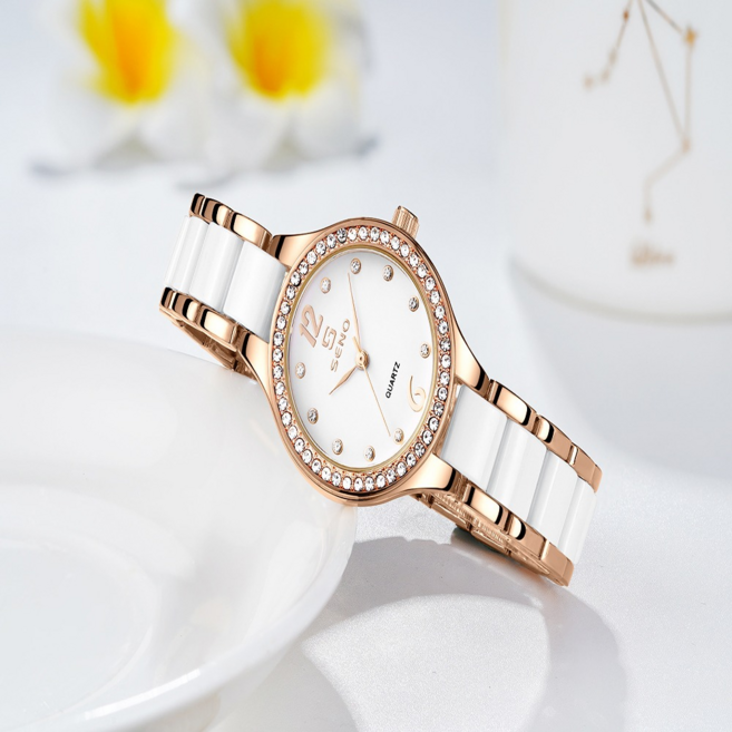 헤이린 여성 세라믹 손목 시계 고급 메탈 패션 명품 줄조절