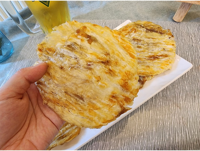 [웅이네] 구운 아귀포 아귀채 순살 1kg 대용량 국내가공 맛있는 부드러운 안주 혼술, 국내가공 통 아귀포 1kg, 1개