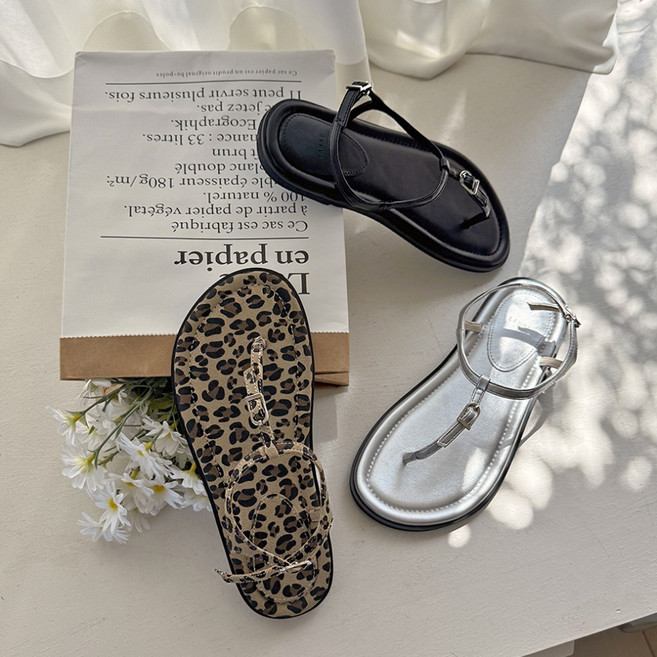 버클 티스트랩 쪼리샌들 실버 호피 여성샌들