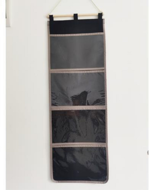 兒童作品收納掛袋 美術畫袋 A4橫向展示袋, 黑色, 4格