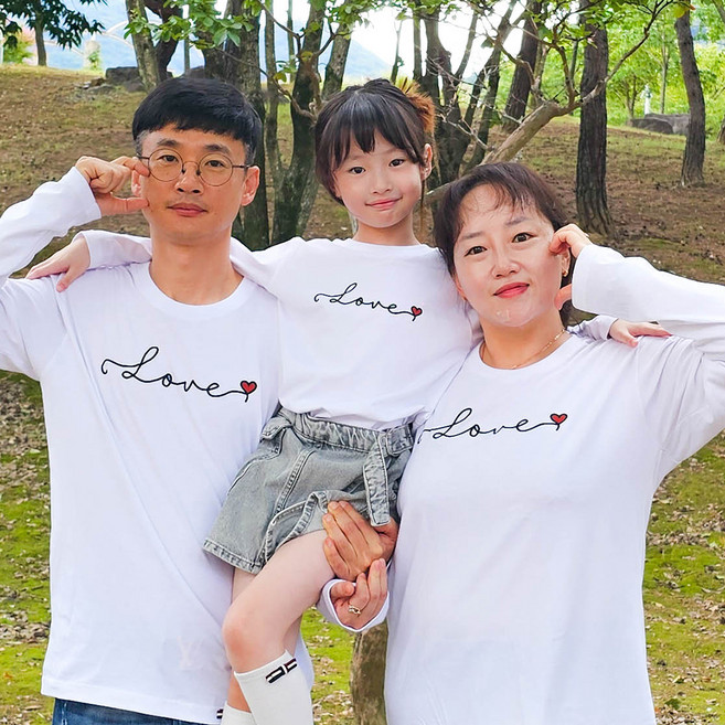 2위 - 베베왕국 러브 가족티 패밀리룩 커플티 아동 초등 학교 유치원 어린이집 교회 반티 가족 단체티 돌 사진 촬영 
