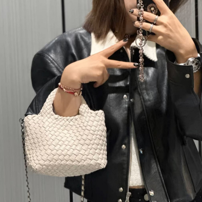 컴위즈 여성 미니 위빙백 토트백 체인 핸드백 데일리 손가방