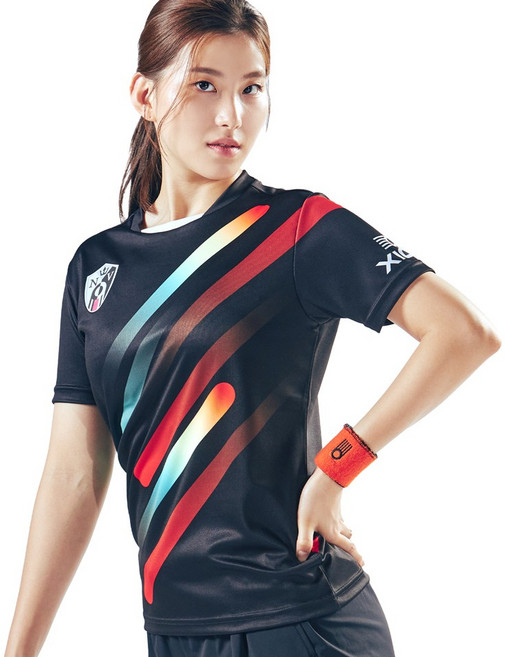 엑시옴(XIOM) 공식 본사 직영 립스틱(LIPSTICK) 블랙 기능성 탁구 유니폼 반팔 상의 경기용 탁구복