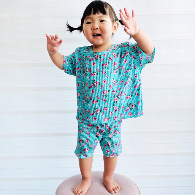 플리츠상하세트 플리츠 아동등원룩 아동상하세트 유아플리츠 유아상하복 데일리 고무줄 상하복 자매룩 형제룩 할미룩 고무줄바지 바지세트