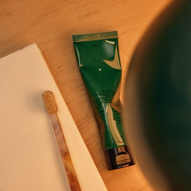 Hetras 韓國100g 溫和清潔、亮白牙齒、清新口氣 給您帶來全方位的口腔護理體驗, 1個, 陶瓷清新牙膏*1條(無盒)