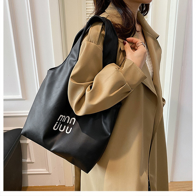 페이지샵 인조가죽 데일리 에코백 숄더백 쇼퍼백 보부상백