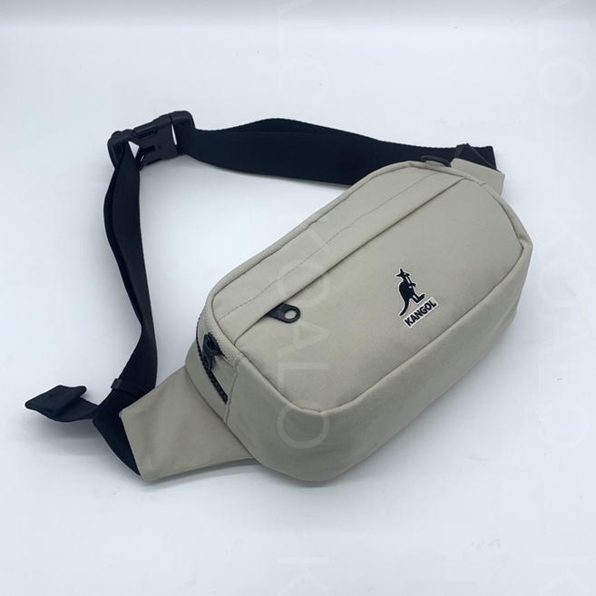 캉골 시즌신상 레트로코어 스튜던트 슬링백 1359 간편휴대 가방 (에크루) KREB-SL13590