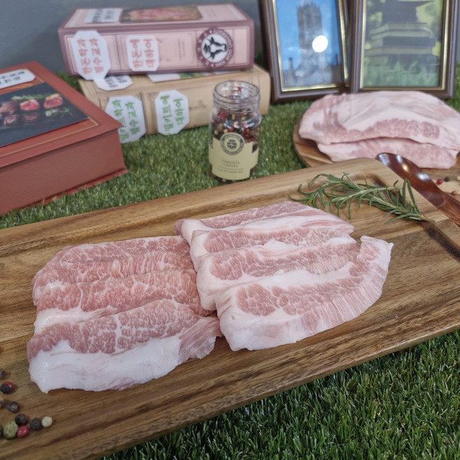 한우대학 엄선한 한돈 암퇘지 1+등급 구이용 특수부위 300g, 항정살, 1개