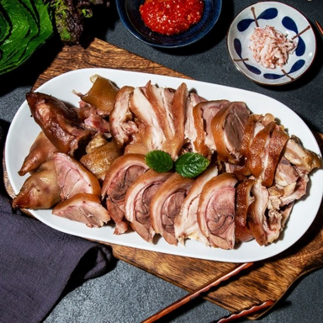 더바른식탁 돼지 족발 300g 화덕소금구이 소금구이 국내산족발 바베큐 참나무숯, 1개