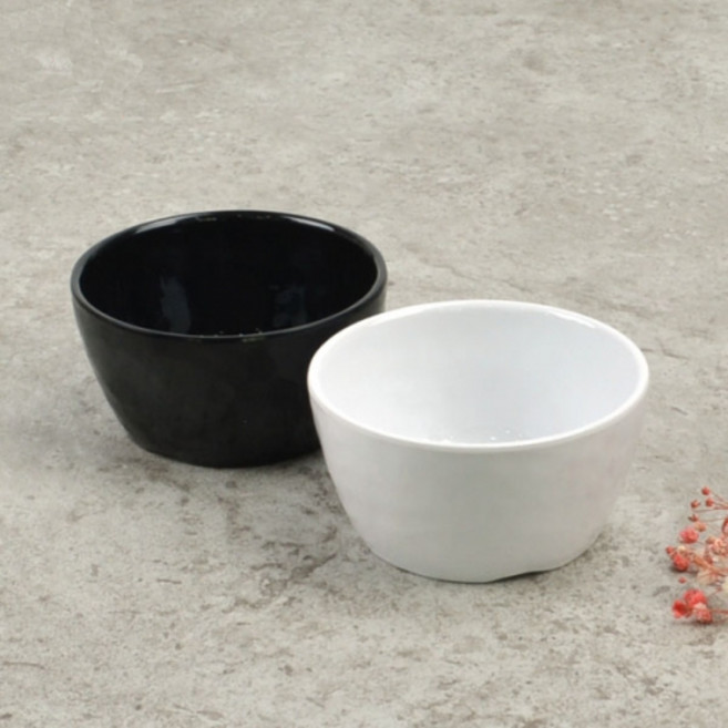 A kitchen 유광 멜라민 식기 밥공기 밥그릇 흑 백 2size, 1개