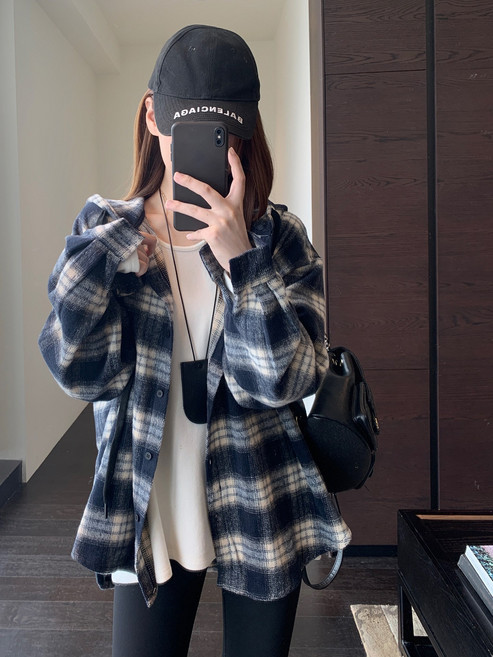 【慵懶顯瘦】格紋襯衫外套 襯衫外套 女裝外套 休閒外套 寬鬆外套 復古英倫風 連帽設計 加絨加厚 秋冬新款 百搭通勤