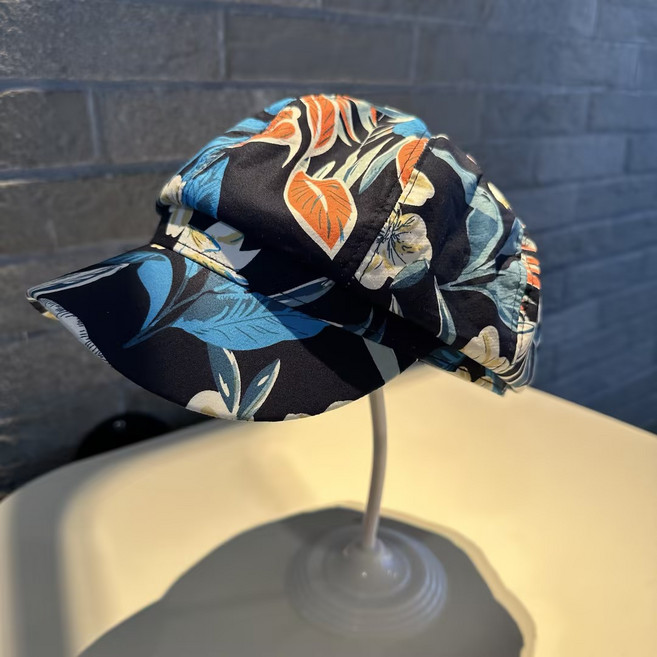 다색 프린트 패턴 베레모