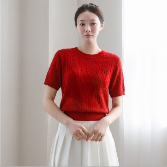 클레이스 리본 케이블 여성 반팔 니트