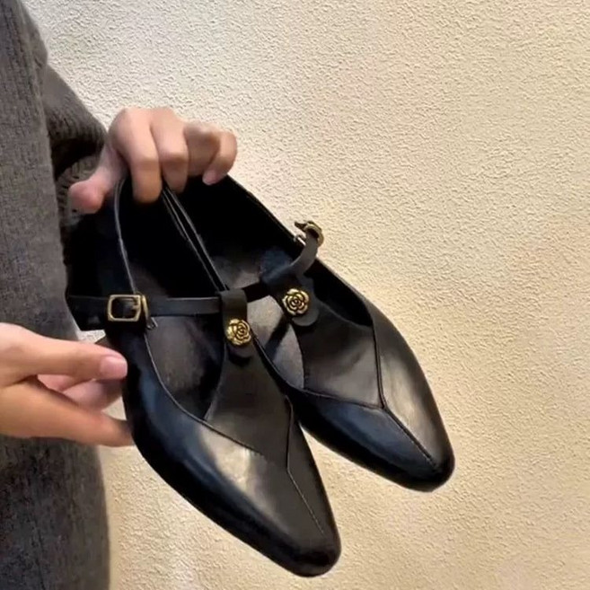 패션 가죽 에스파류 슬립온 메리제인 펀칭 플랫슈즈 여성구두 발편한 단화