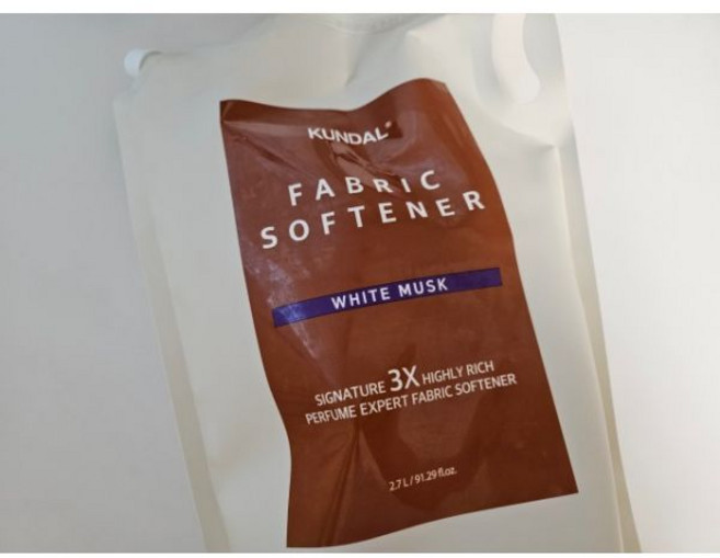 쿤달 3배 초고농축 퍼퓸 섬유유연제 리필 2.7L 1&1개 + 1개 (총 3개)