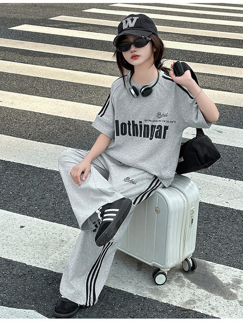 큐엘아리아 여아 여름 초중생 상하복 세트 클로딩아르 주니어 반팔티+바지 초등생 추리닝 운동복