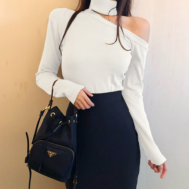 밍키비 Minky Bee 100091C 섹시 어깨 오픈숄더 목폴라 니트 여성 티셔츠