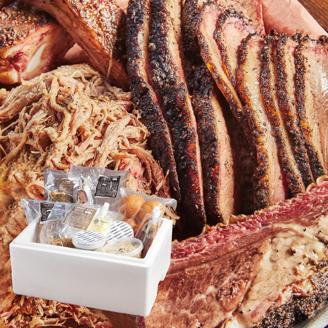 [카우보이그릴] 텍사스바베큐 홈파티팩 브리스킷+비프립+스페어립+풀드포크+사이드 택배, Ultra Dino (700g 한정수량), 1개