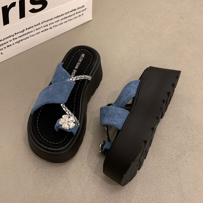 패션 플랫폼 경량 슬리퍼 여름 통굽 키높이 큐빅 포인트 비치 쪼리샌들