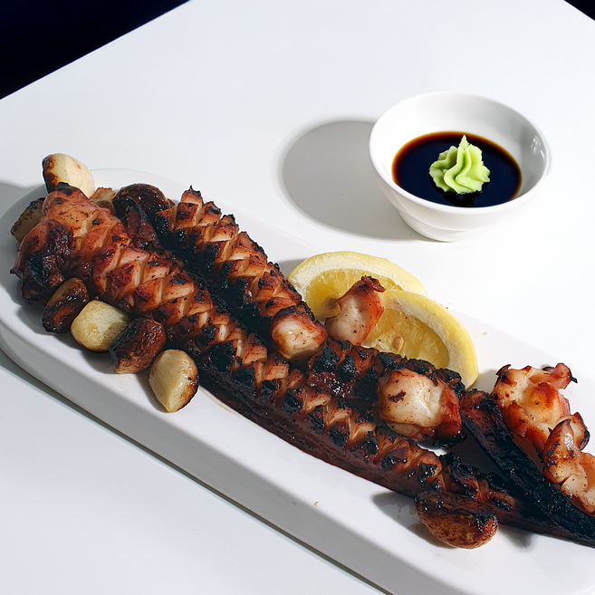 대왕 자숙 가문어 통족 오징어다리, 5개, 800g