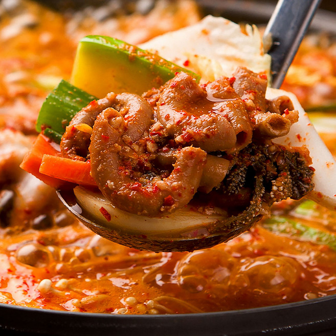 1개 구매시 2개! 찐 곱창대창 가득! 정아네 소곱창 곱창 전골 넉넉한 한팩 1kg, 2개