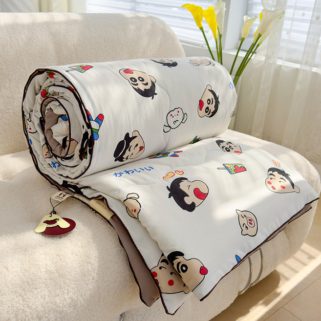 가정용 경량 이불 여름 시원한 이불 여름 에어컨 이불 학생 봄가을용 얇은 사계절 통기성 이불, 200x230 여름 이불, 재미있는 신짱