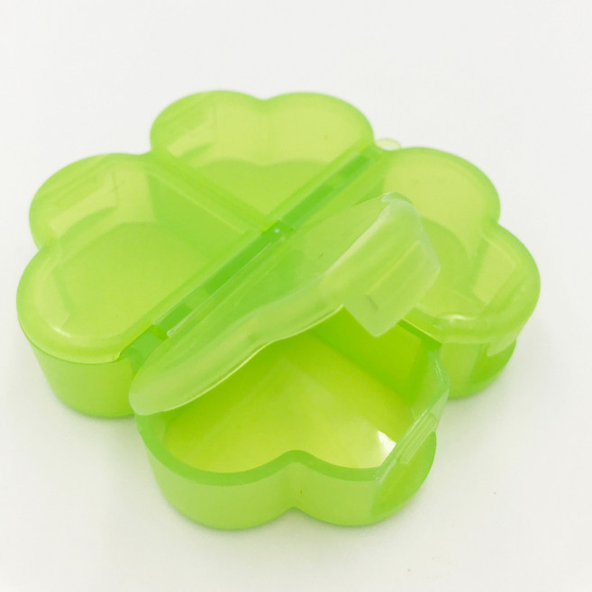 네잎클로버 행운 약통, 3개