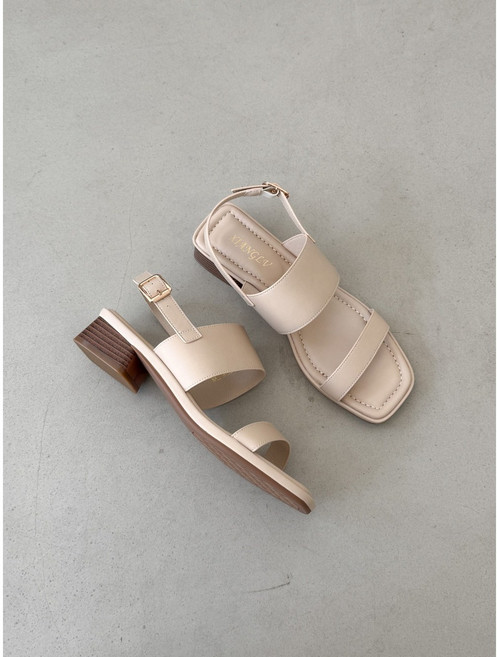 D.I.O 여름신상 3cm 편안한 쿠션 시원한 스트랩샌들