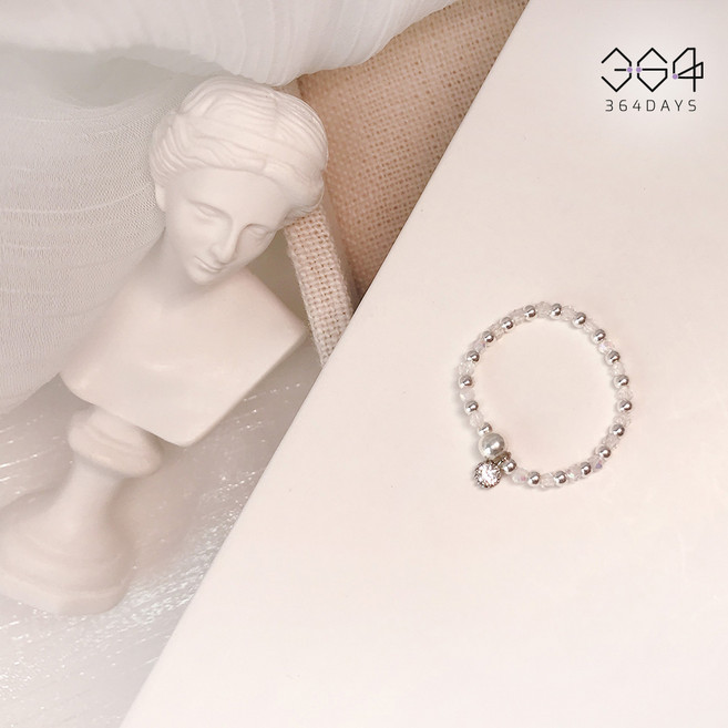 364days 925실버 4월 탄생석 반지 크리스탈 화이트큐빅반지 비즈반지 기념일 친구 생일선물 우정반지 행운반지 사이즈 선택가능