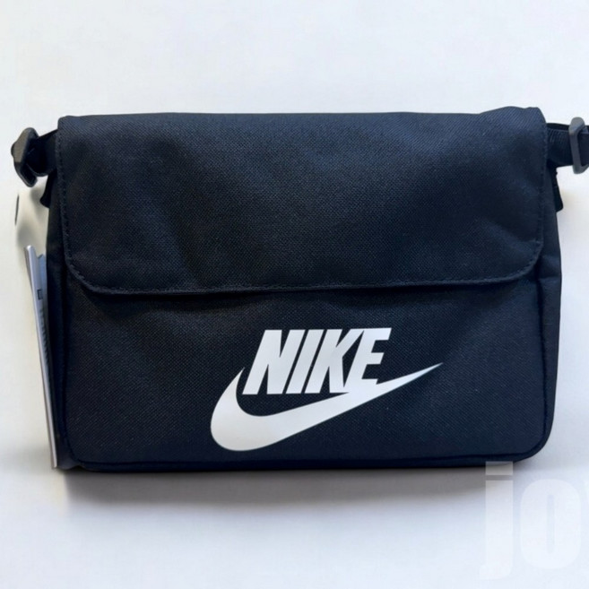 나이키 CROSSBODY 웨이스트백 크로스백 슬링백 퓨추라 365 블랙 + 인형