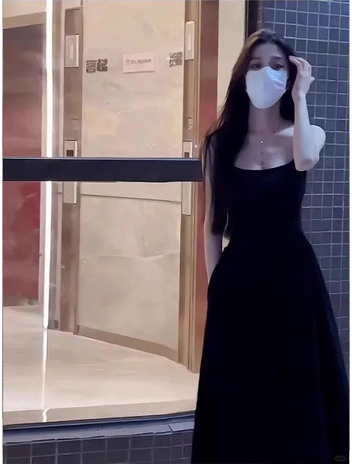 DIU 黑色修身法式吊帶裙顯瘦裙子女夏季爆款新款長裙高級感連衣裙