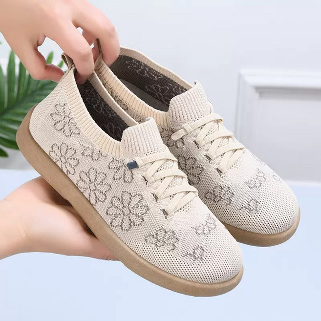 BLTER 여성 여름 메쉬 슬립온 발편한 독일군 스니커즈 미끄럼방지 엄마 신발 컴포트 푹신푹신 가볍고 편한 신발 여성 스니커즈 엄마 샌들 여성 단화 워킹화HY53